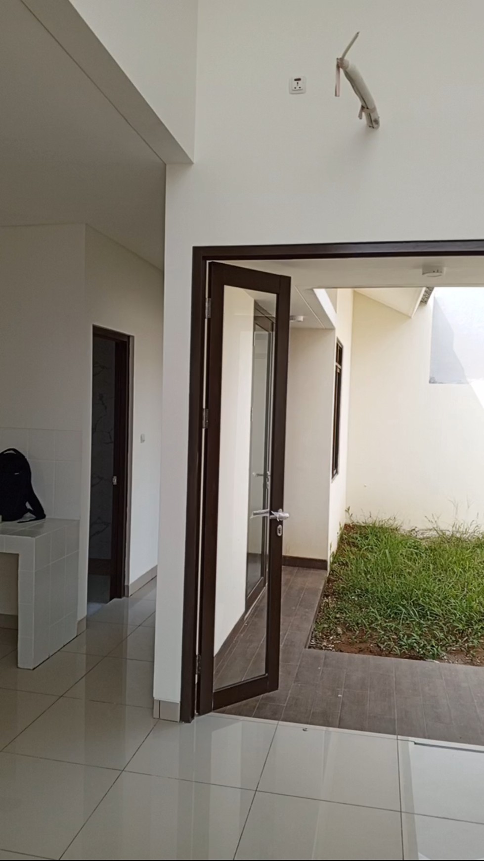 Dijual Rumah Cantik Asri Citra Raya Sentul Siap Huni