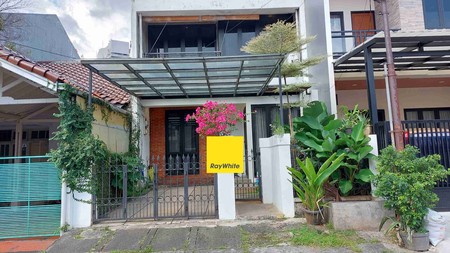 RUMAH DI TAMAN BONA INDAH, LEBAK BULUS, LOKASI TENANG, DEKAT TOL JORR