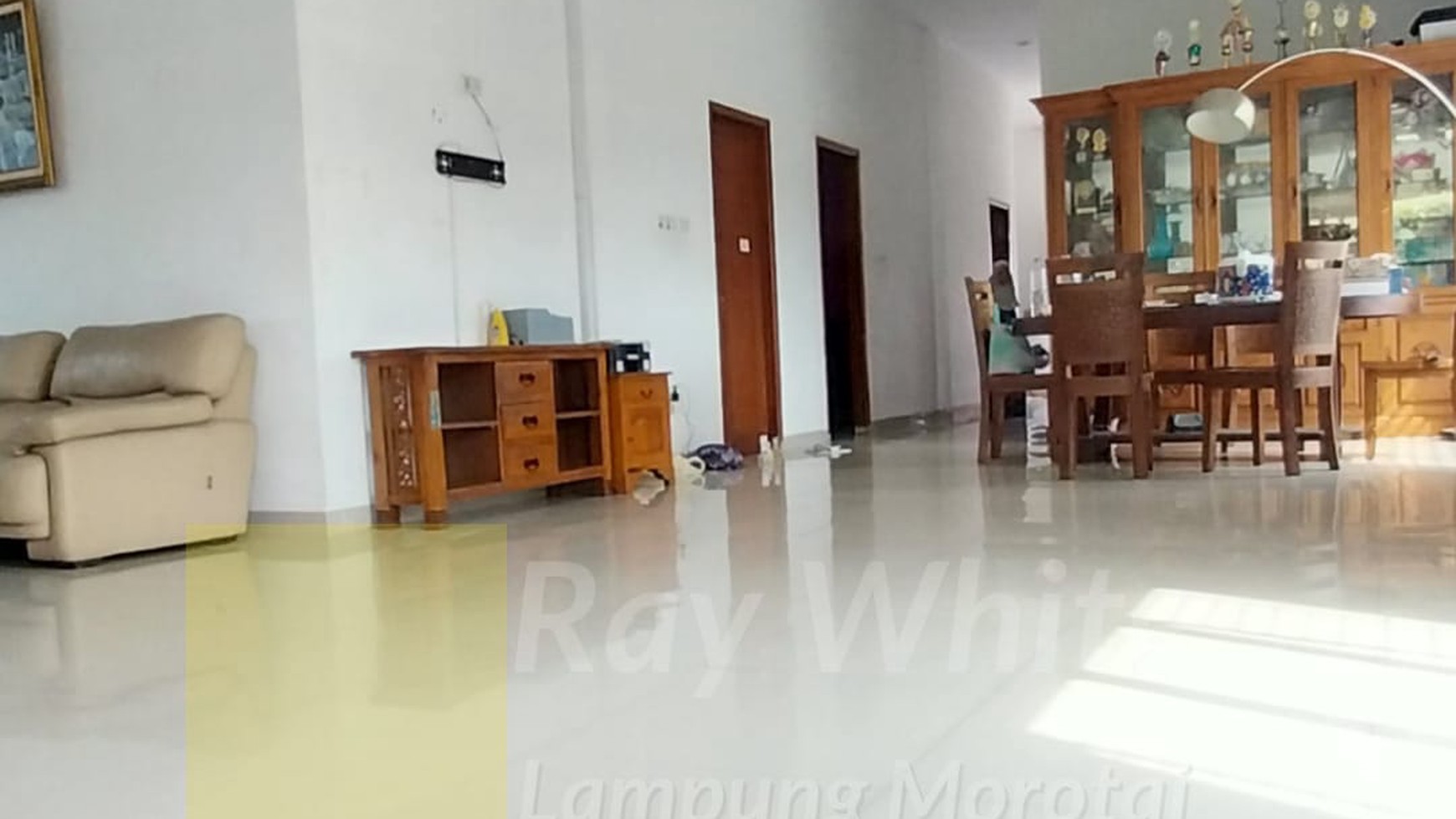 Miliki Rumah Pusat Kota Siap Huni ay