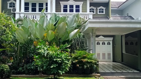 Dijual Rumah Kota Wisata Cibubur Asri dan Nyaman depan Green Belt hadap selatan