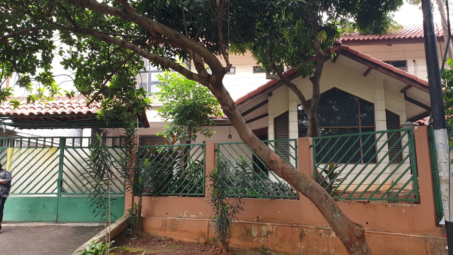 Dijual Rumah Classic 2 Lantai Pondok Indah 