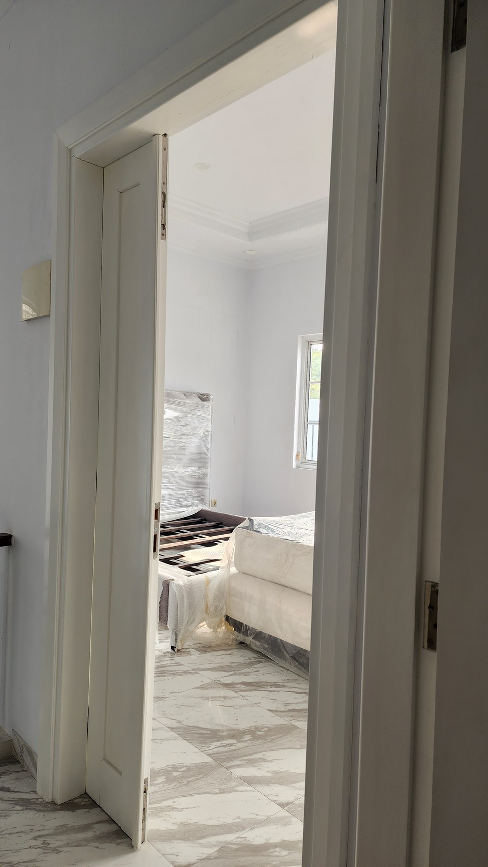 Rumah di Kota Wisata per tahun posisi boulevard