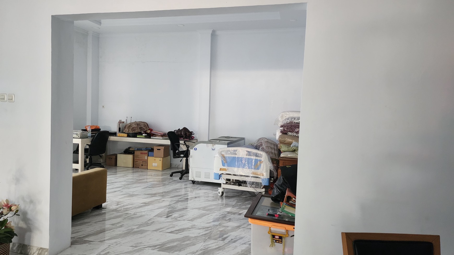 Rumah di Kota Wisata per tahun posisi boulevard