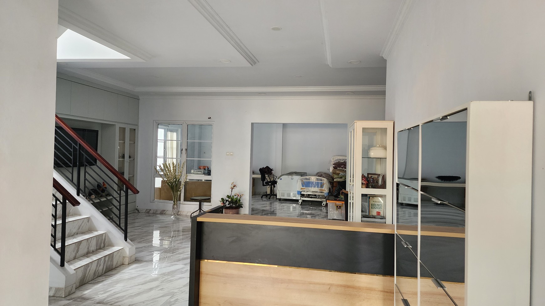 Rumah di Kota Wisata per tahun posisi boulevard