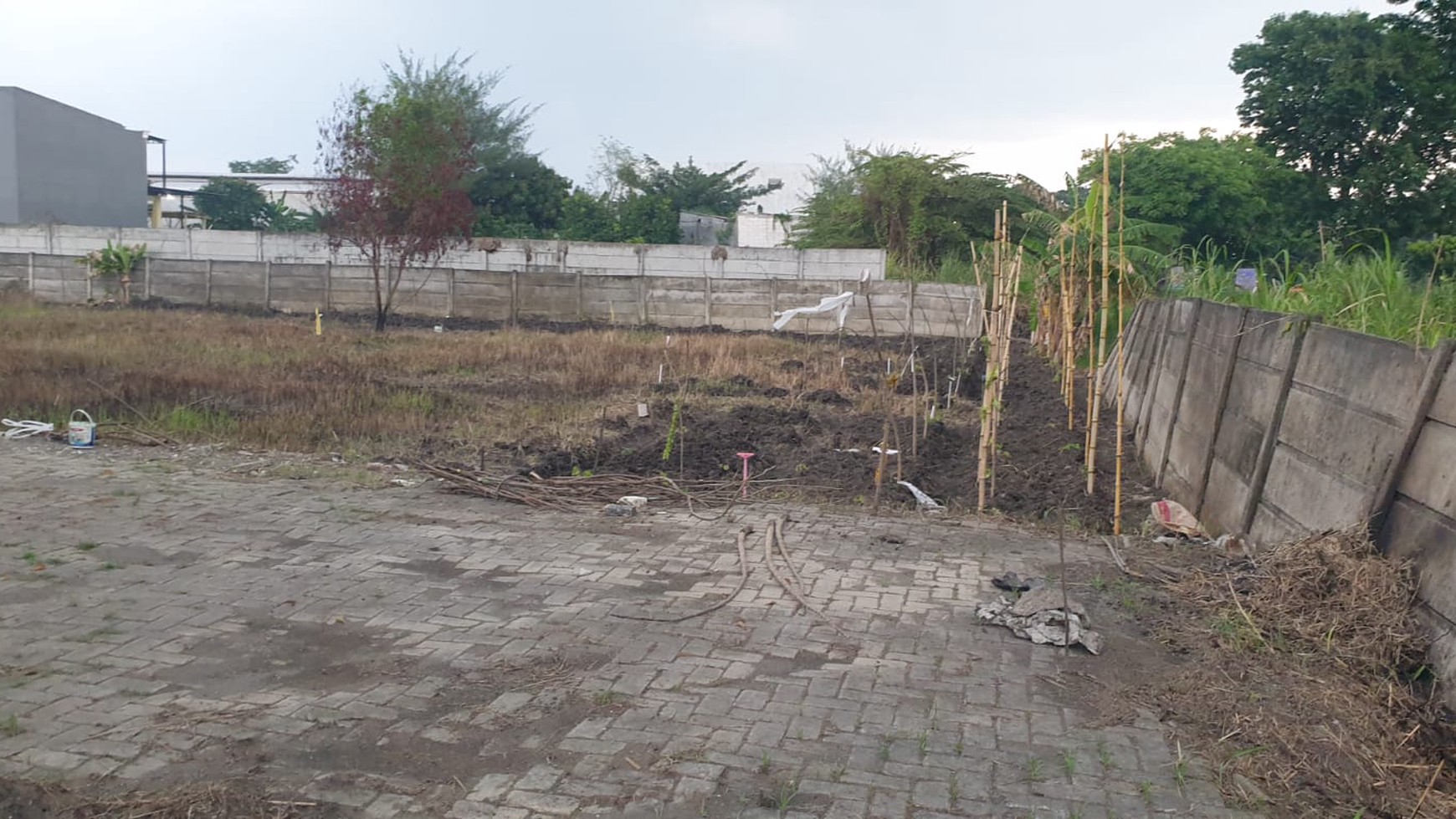 JUAL TANAH HOOK MURAH 1,02Ha, BONUS GUDANG JL. RAYA PAKAL BENOWO SURABAYA BARAT