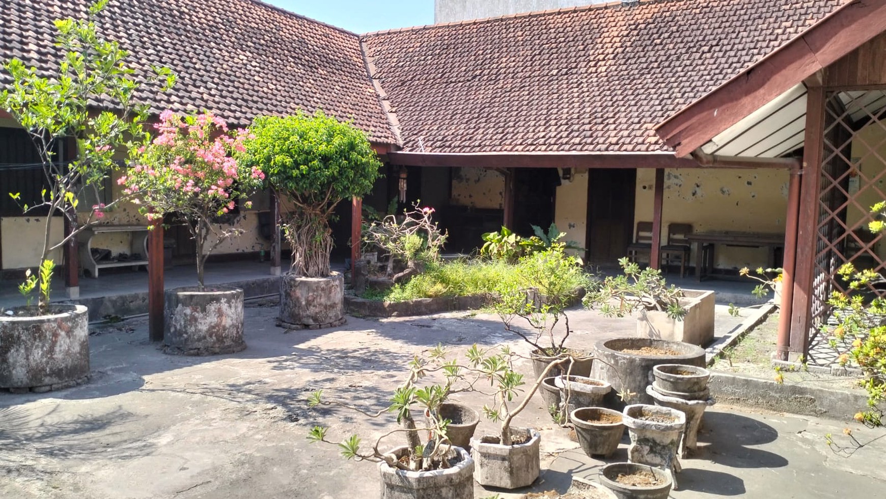 DIJUAL RUMAH KOMERSIAL Jl. RAYA MASTRIP - KARANG PILANG SURABAYA