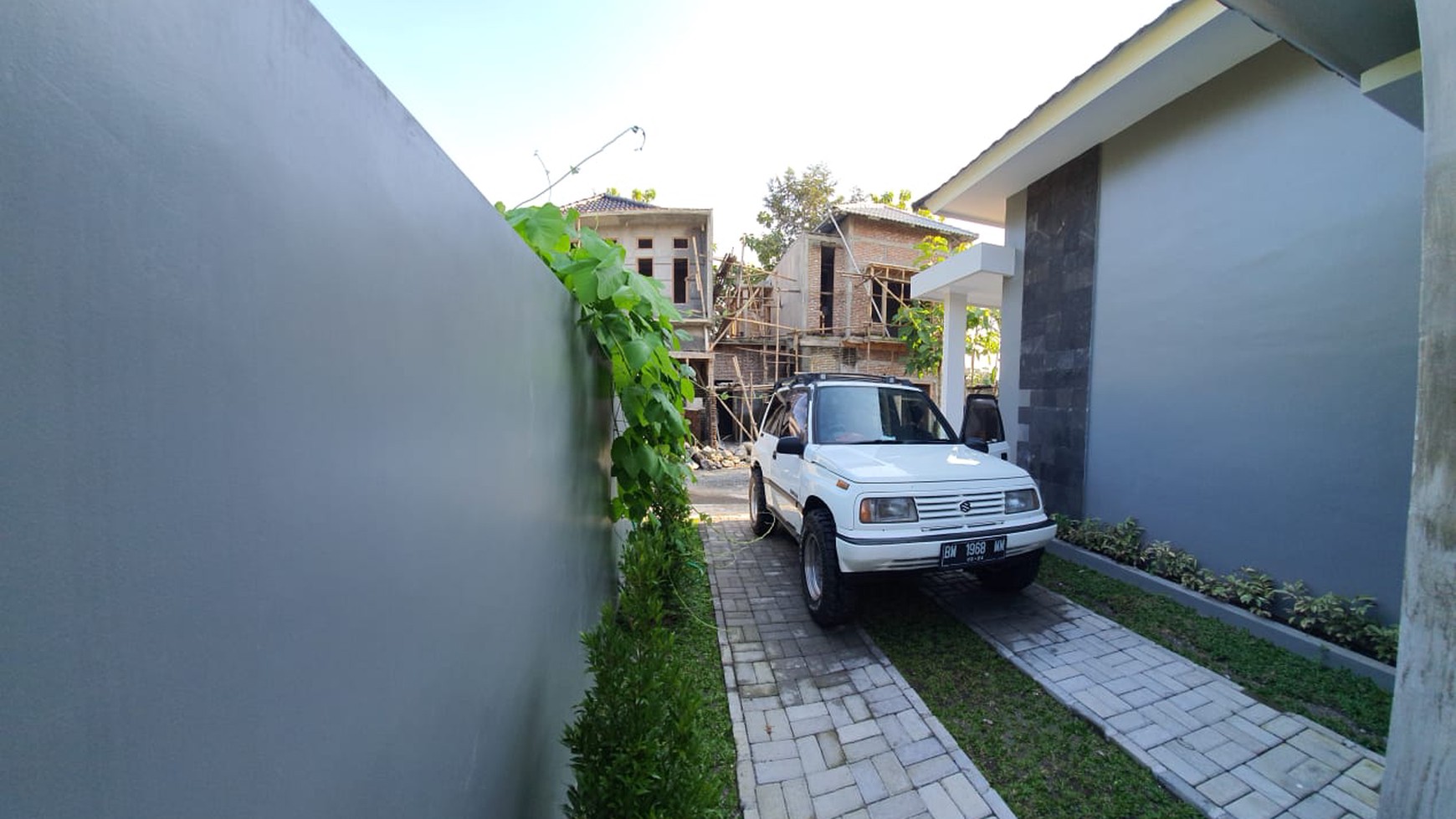 RUMAH MINIMALIS SIAP HUNI,SEMI FURNISH, JL KALIURANG KM 10, SLEMAN
