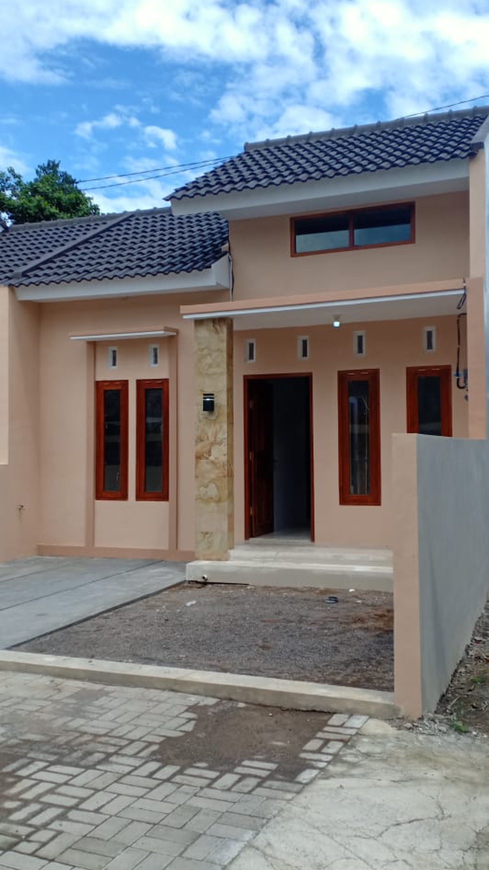 RUMAH TINGGAL BARU SIAP HUNI, DI JL MANCASAN 3 TUNDAN, KALASAN, SLEMAN