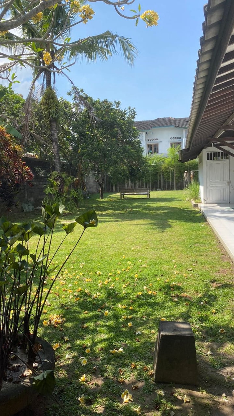 RUMAH MEWAH SIAP HUNI, LOKASI STRATEGIS DEKAT JL KALIURANG KM 7