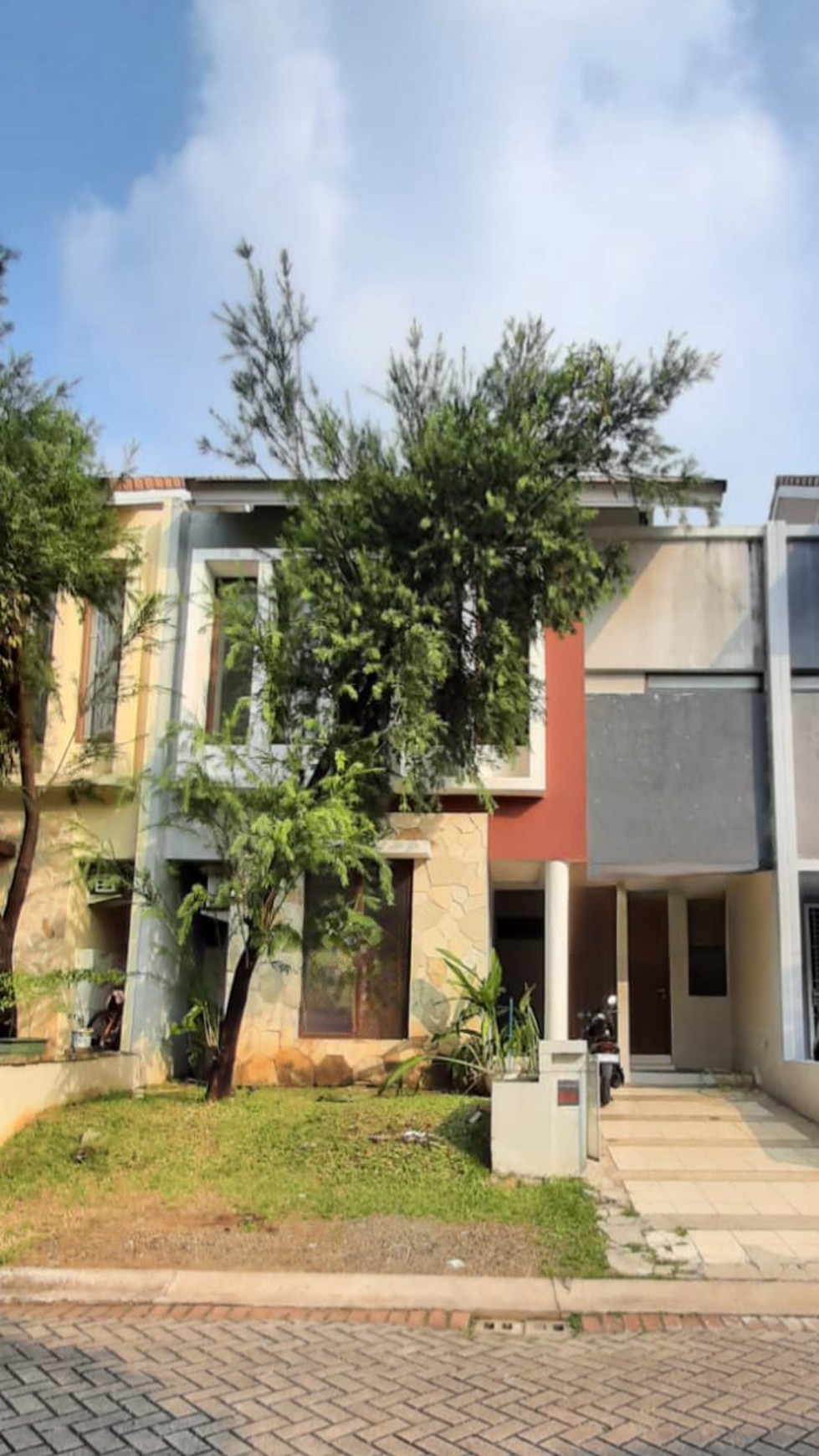 Rumah Bagus Siap Huni Asri di Discovery Conserva, Bintaro Jaya, Sektor 9