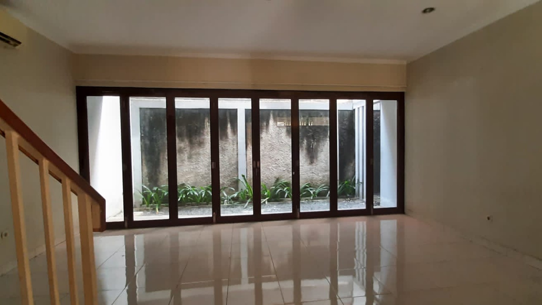 Rumah Bagus Siap Huni Asri di Discovery Conserva, Bintaro Jaya, Sektor 9