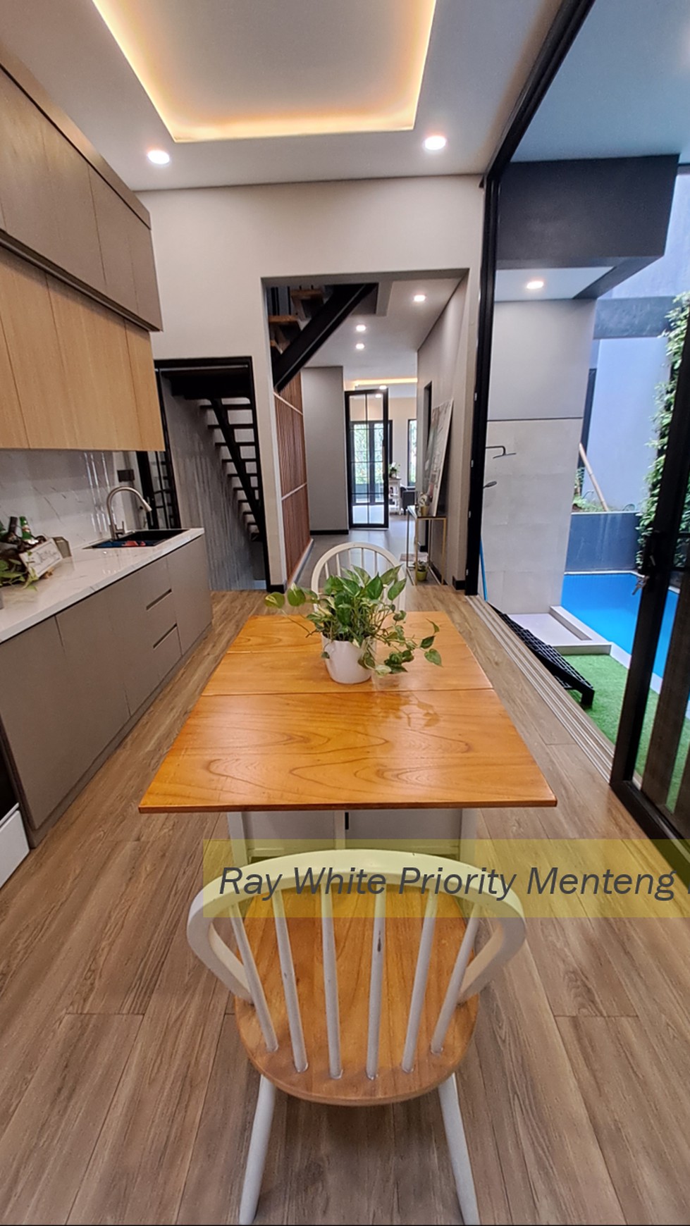 Brand New House with Modern Architecture, Pondok Indah, Jakarta Selatan