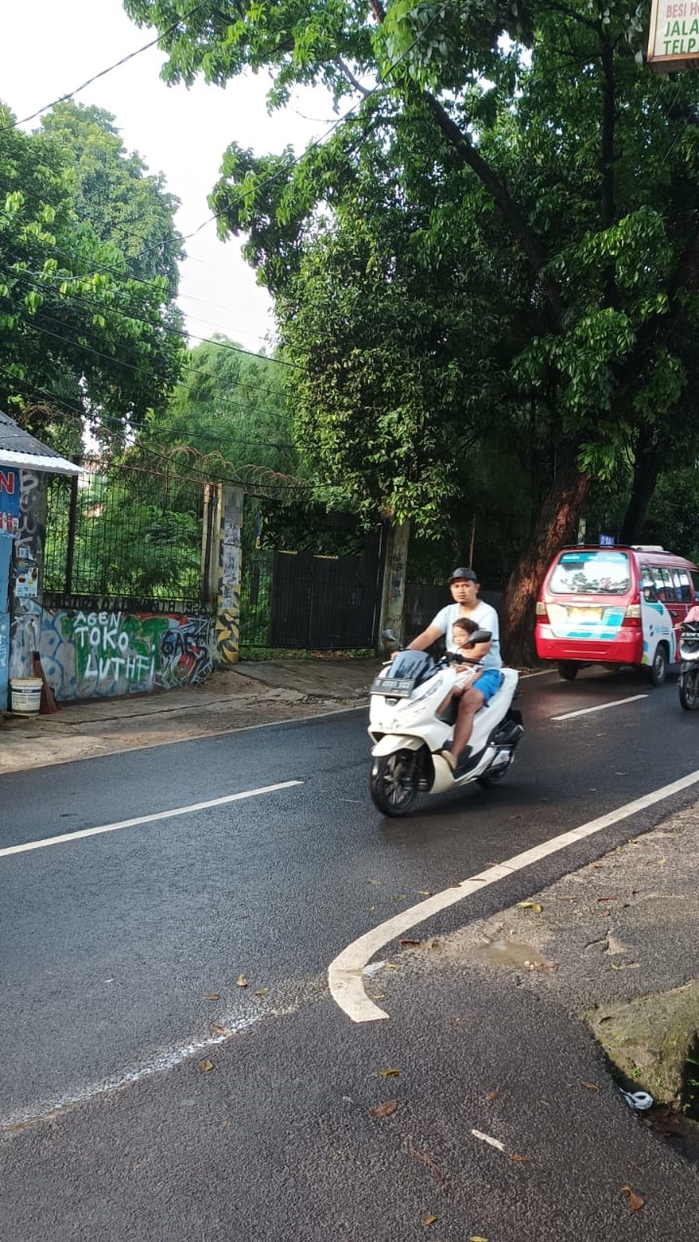 Tanah kavling strategis pinggir jalan Raya, 10 mnt toll Ciledug &Joglo-Utk Sekolah-cluster-Gudang,SHM,Petukangan,Pesanggrahan-Jaksel.