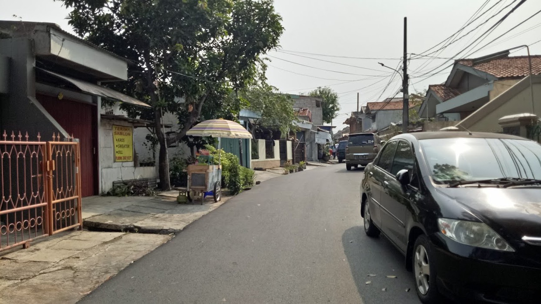 Rumah minimalis siap huni dalam perumahan