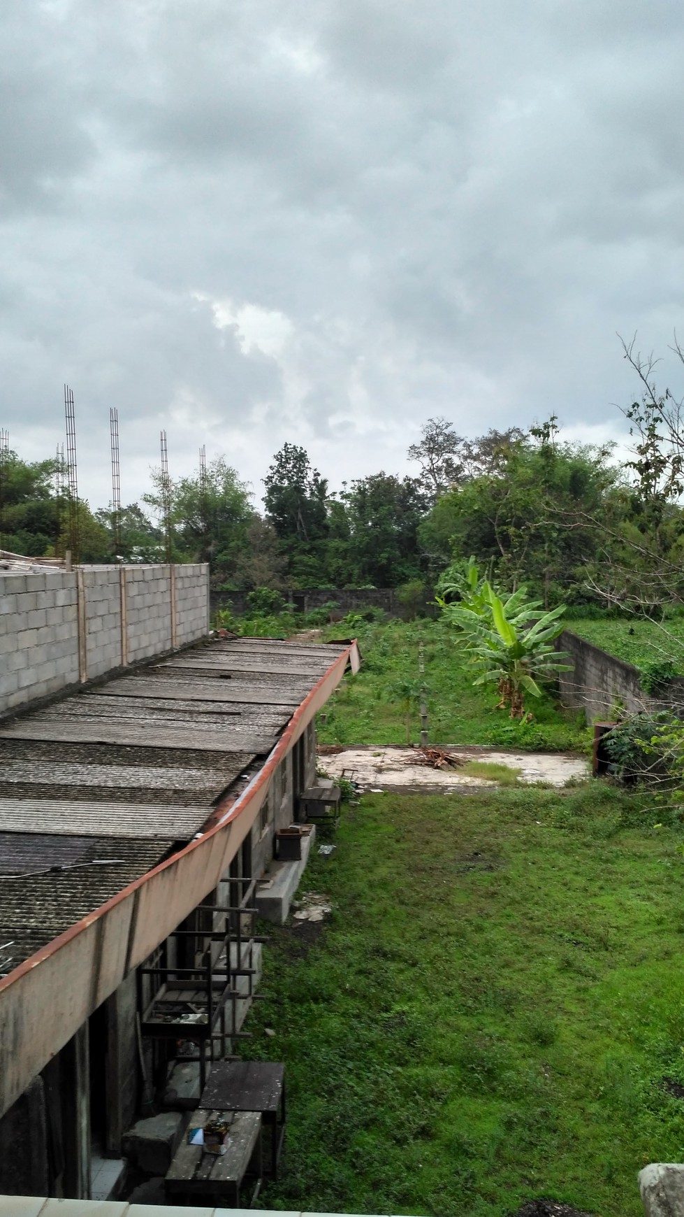 RUMAH TINGGAL, HALAMAN LUAS, DAPAT DIBANGUN LAGI, GONDANG LEGI, SLEMAN