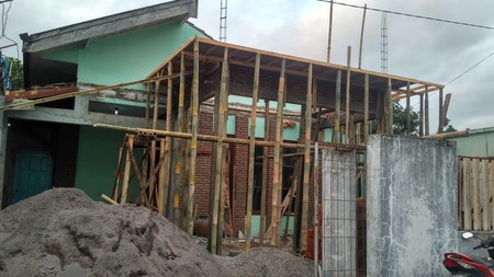 RUMAH BARU UNTUK KELUARGA BESAR, GG SARIDELE, KADIROJO II