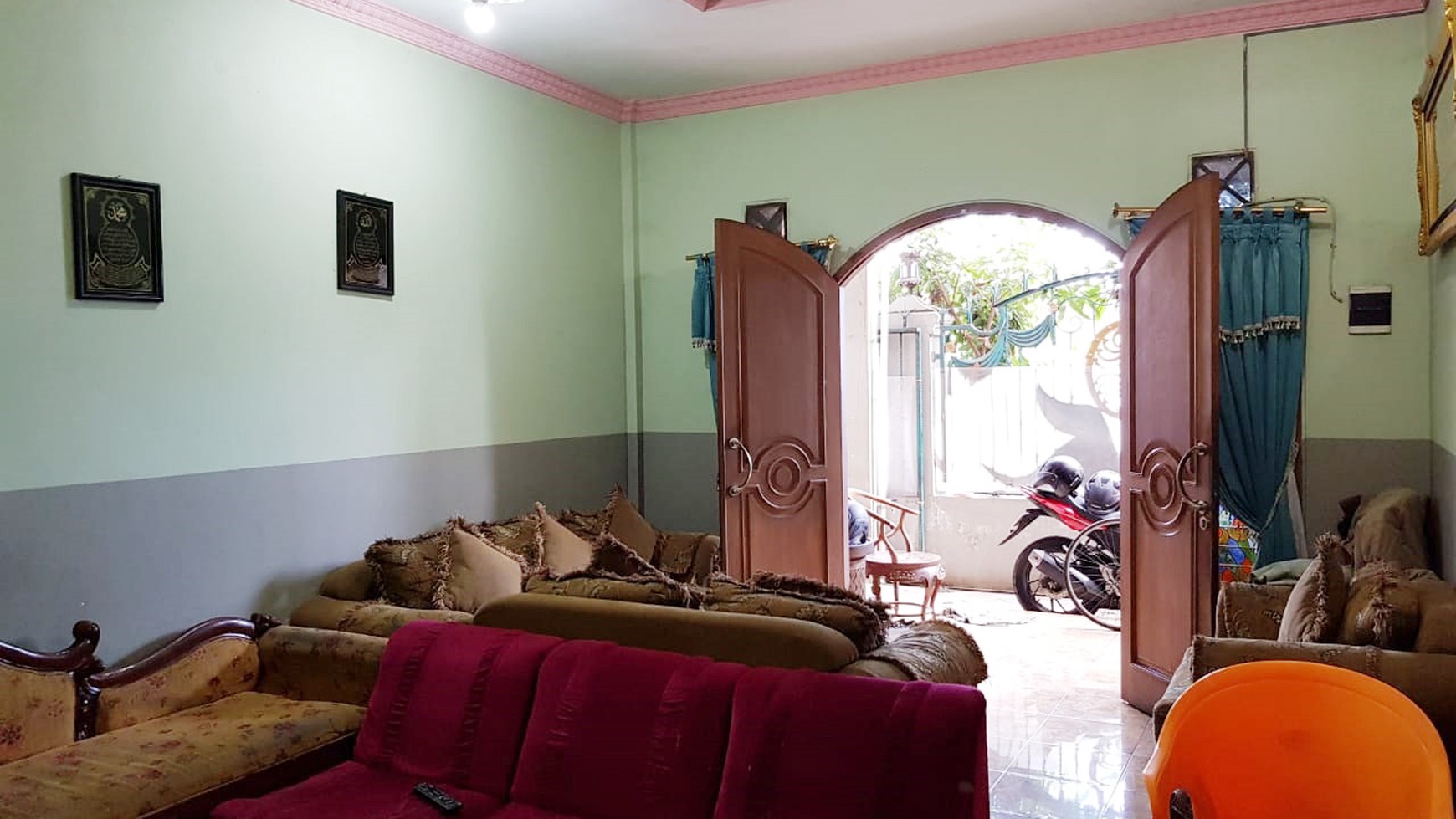 RUMAH TINGGAL UNTUK KELUARGA, DI JL IMOGIRI TIMUR, YOGYAKARTA