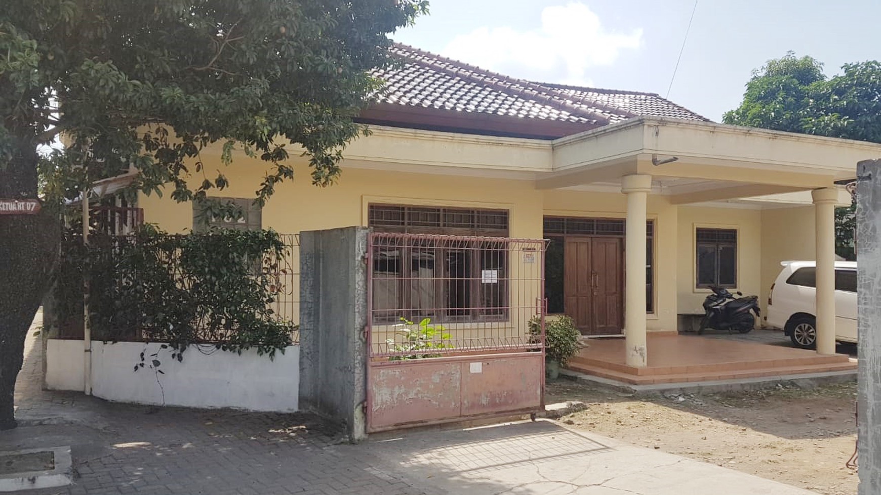 RUMAH DILOKASI STRATEGIS, DEKAT UGM, RS PANTIRAPIH, JL C SIMANJUNTAK