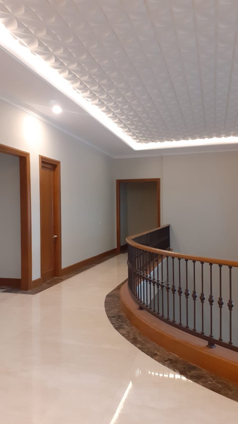 FOR SALE - A BRAND NEW HOUSE LUXURTY MODERN HOUSE @KEMANG AMPERA, SOUTH JAKARTA