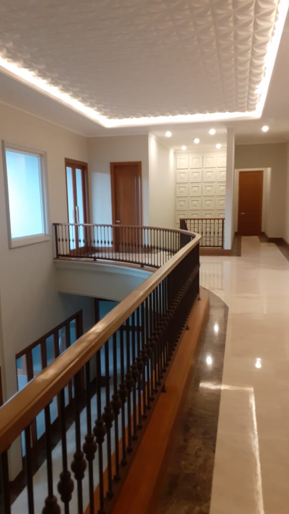 FOR SALE - A BRAND NEW HOUSE LUXURTY MODERN HOUSE @KEMANG AMPERA, SOUTH JAKARTA