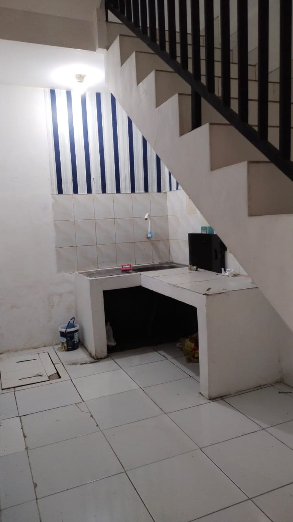 Dijual Rumah 2 lantai di Kaisar Mansion, Karawaci