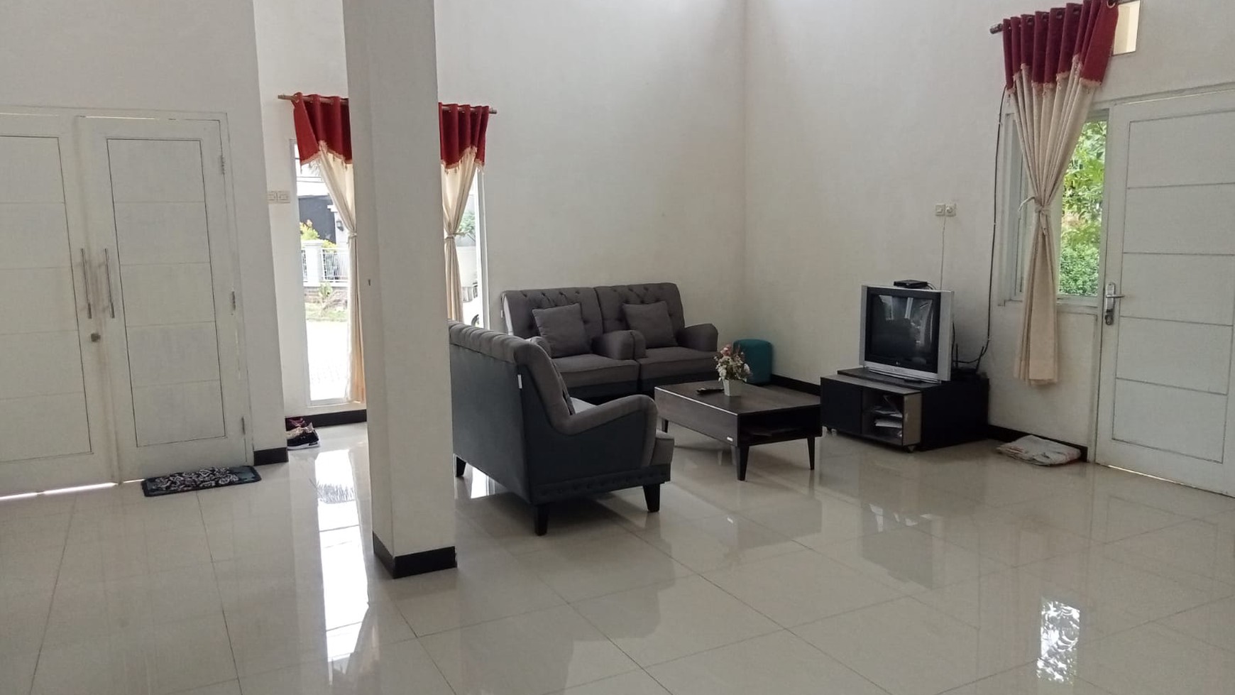 Dijual Rumah Murah Dekat Kota Wisata Cibubur