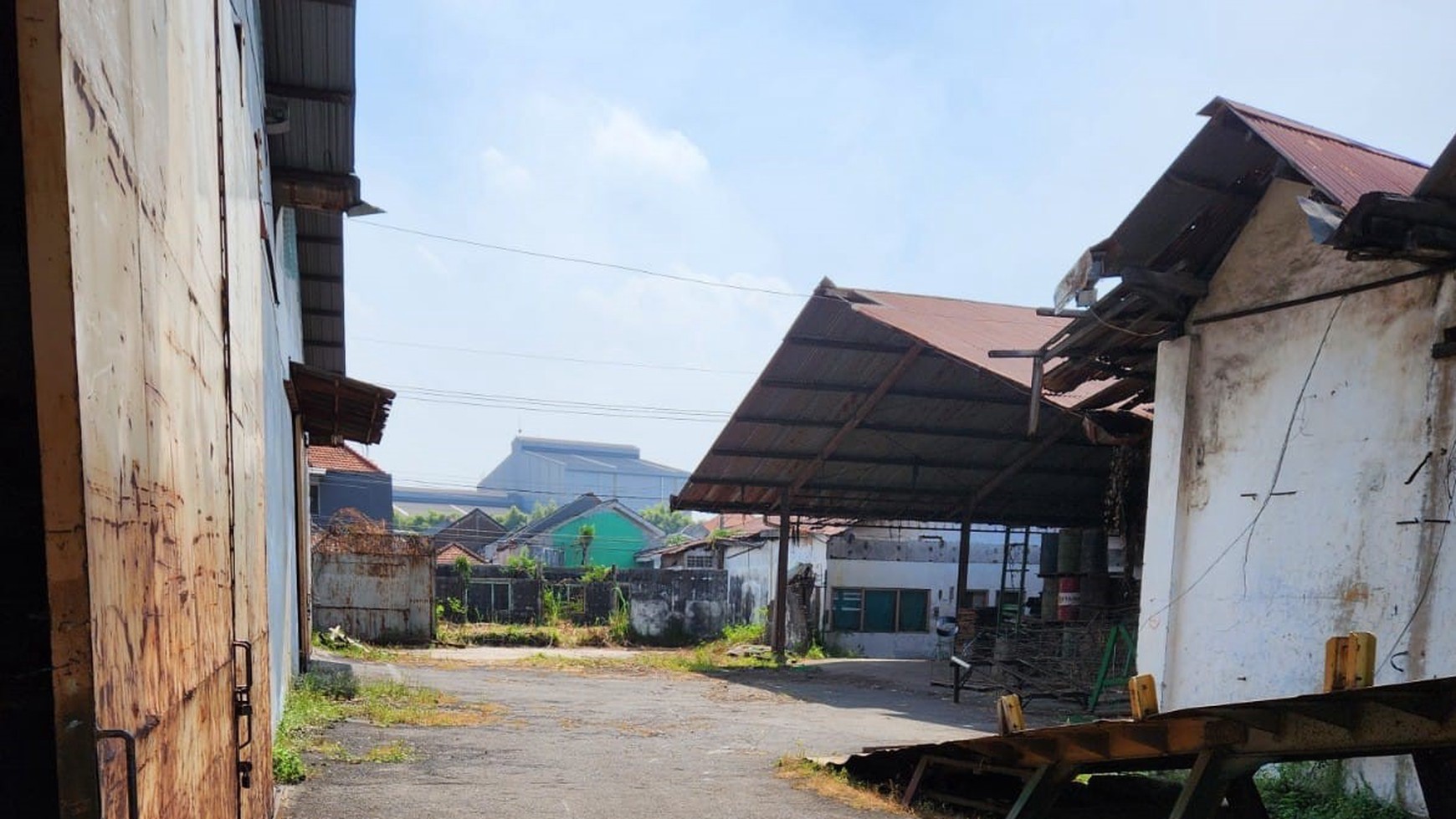 Dijual Tanah dan Gudang di Gedangan