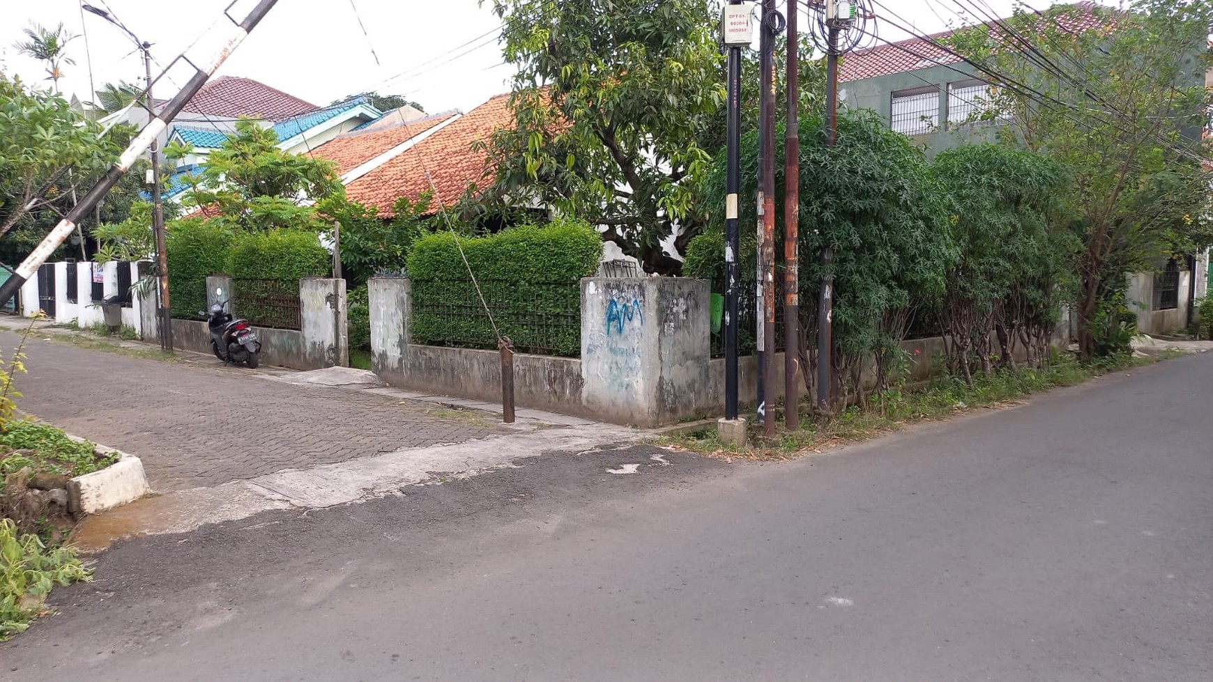 Rumah 1 lantai, lokasi strategis di Pondok Aren.