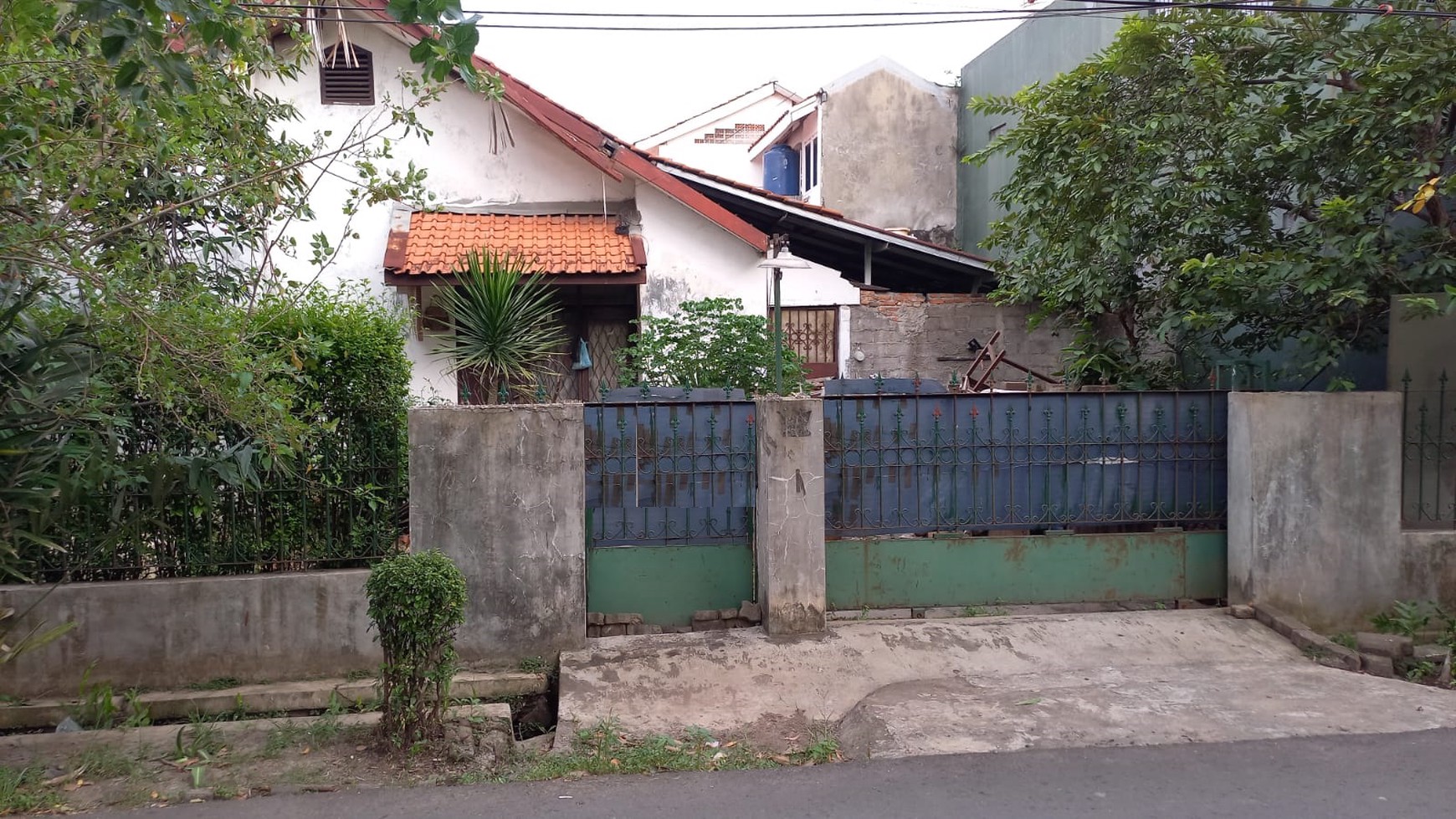 Rumah 1 lantai, lokasi strategis di Pondok Aren.