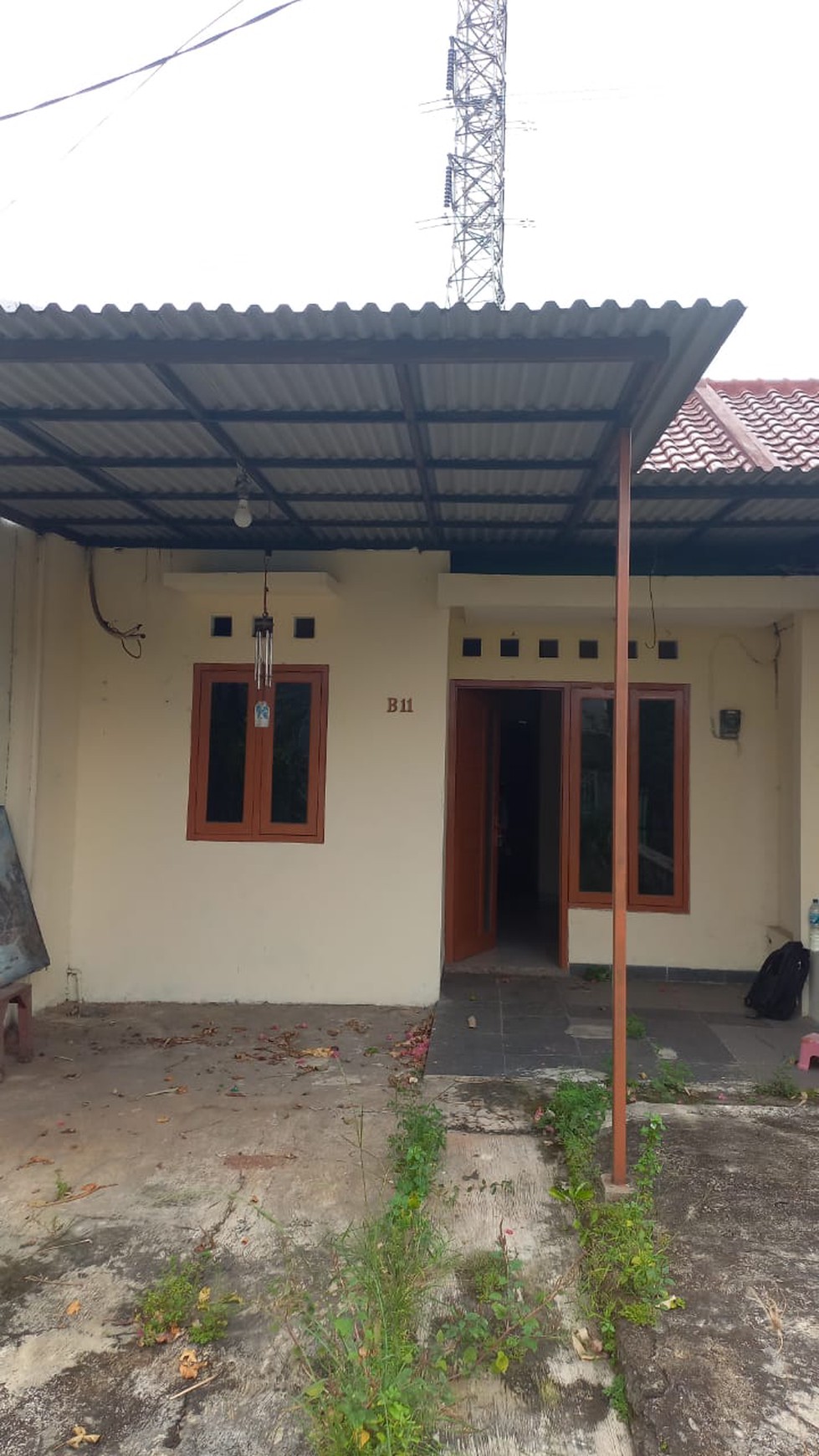 Rumah minmalis di Pondok Aren.