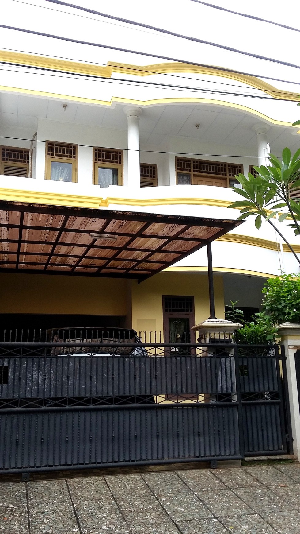 Rumah siap huni di bintaro sektor 2