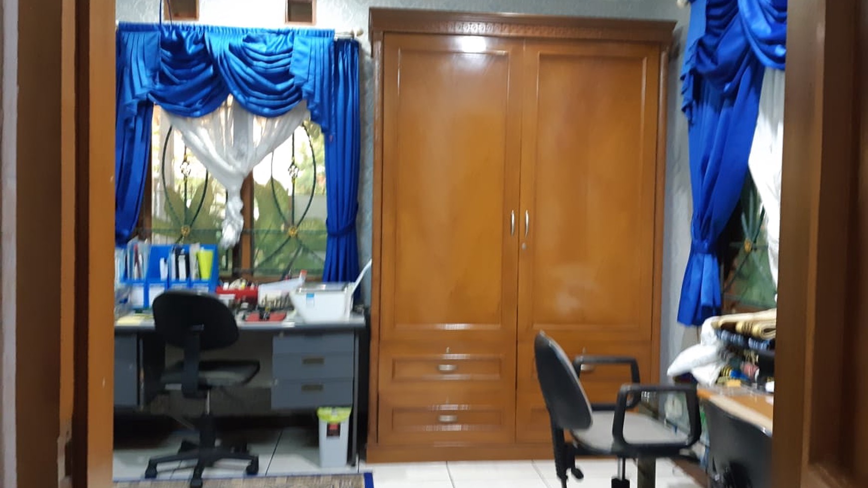 Dijual Rumah luas lokasi strategis di Mertilang Raya Bintaro Sektor 9