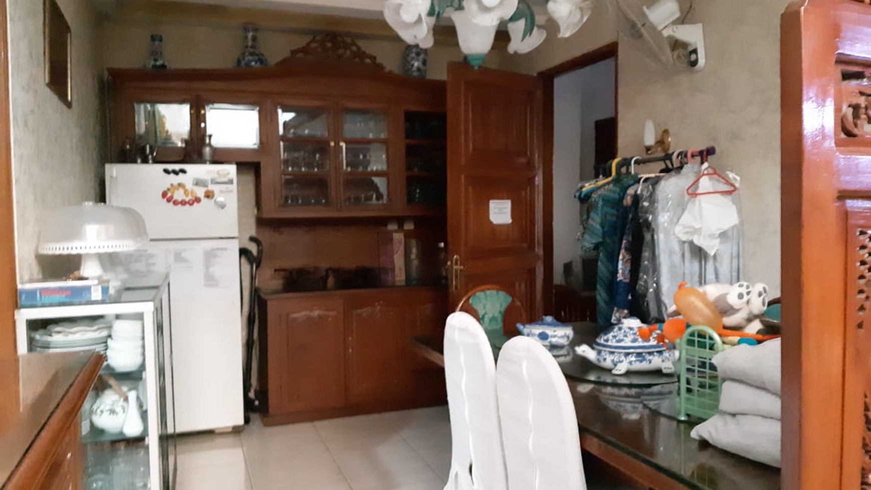 Dijual Rumah luas lokasi strategis di Mertilang Raya Bintaro Sektor 9