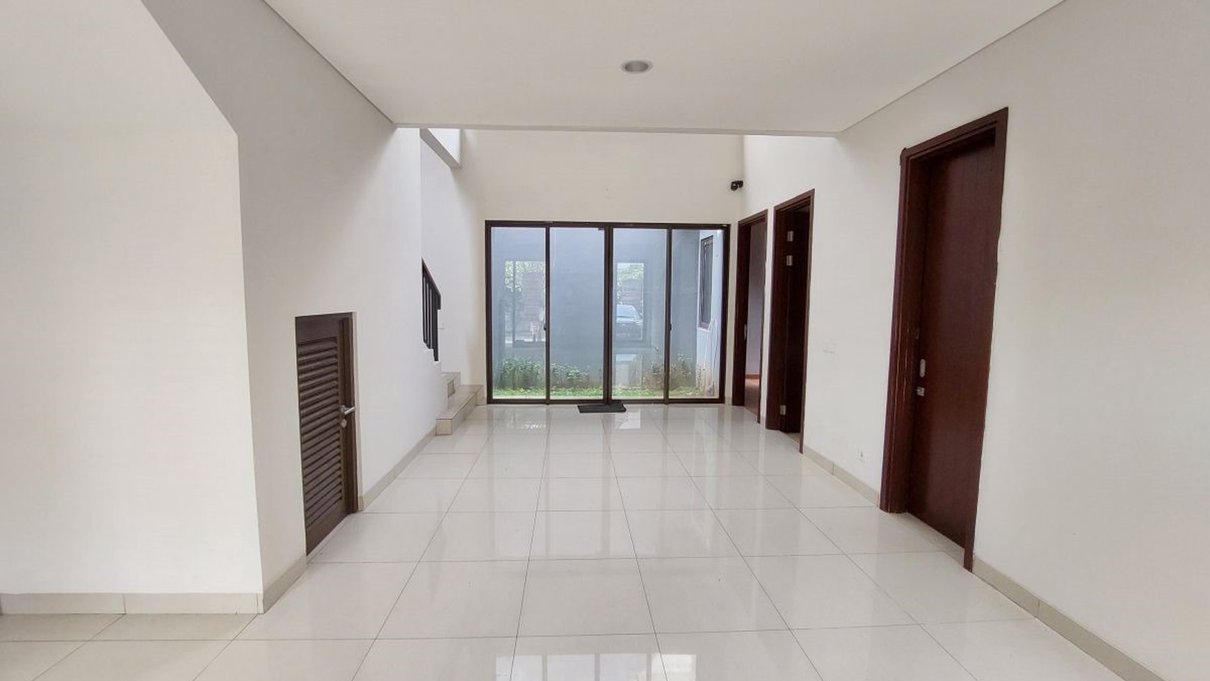 Dijual Rumah Siap Huni di Cluster Prestigia, The Eminent BSD City