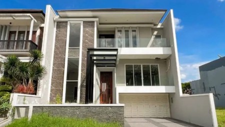 Dijual Rumah NEW Split Level Modern 2,5 Lantai  Raffles Garden Citraland Modern Luxurious Design Surabaya Barat