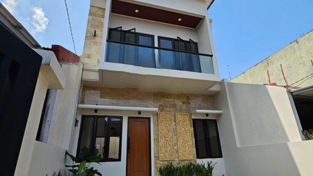 KENCANA LOKA BSD RUMAH BARU GAYA BALI 