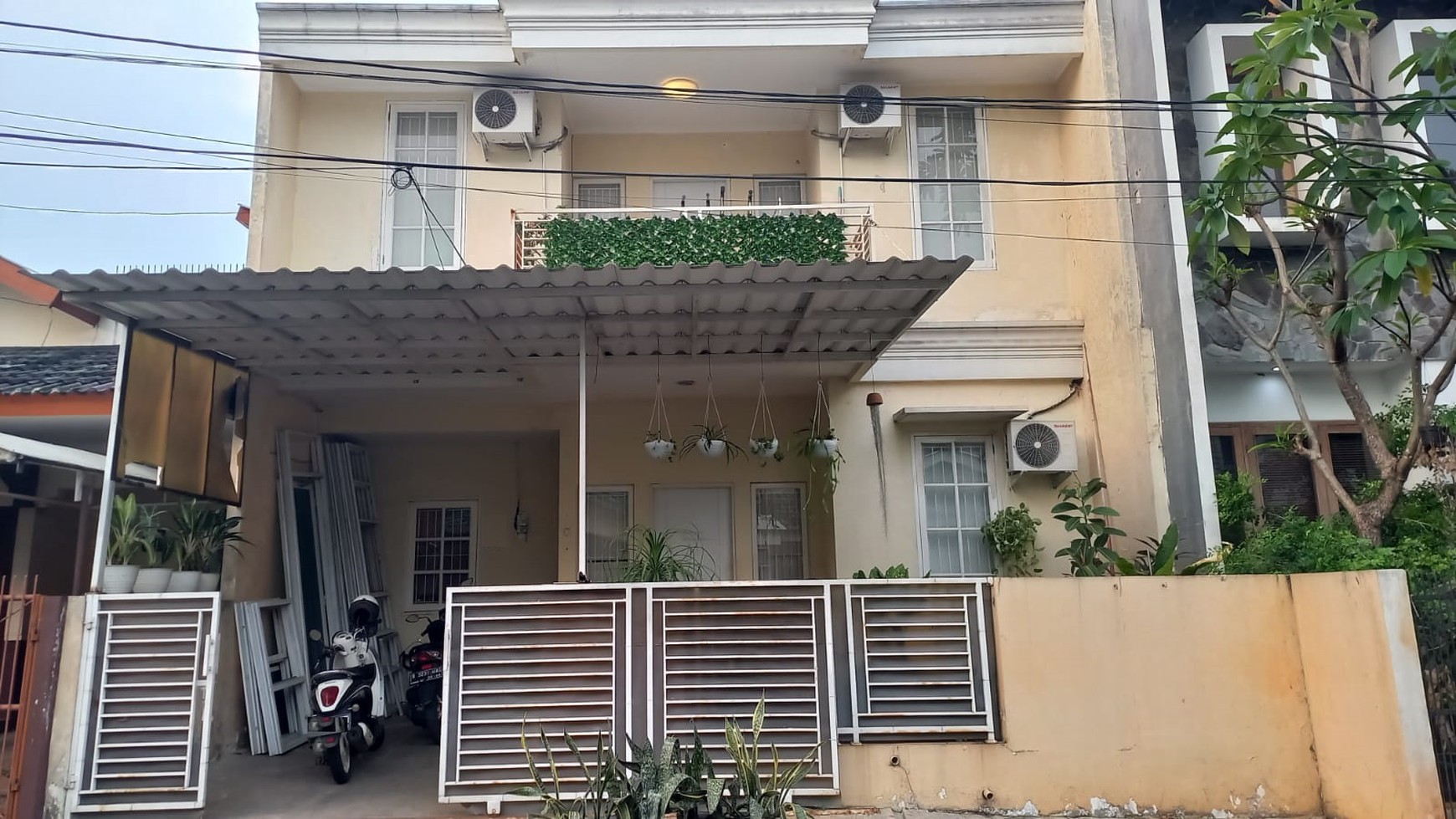 Rumah di Rajawalu Bintaro Sektor 9