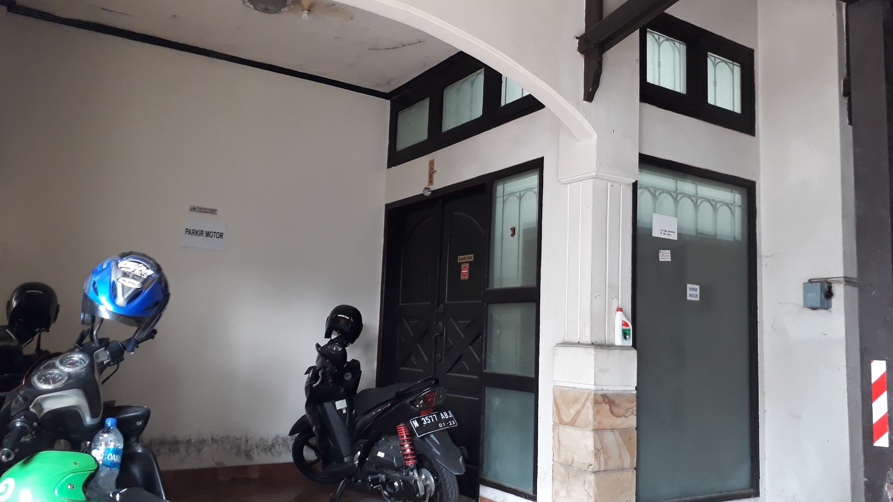 Dijual rumah kos lokasi bangka kemang jakarta selatan 