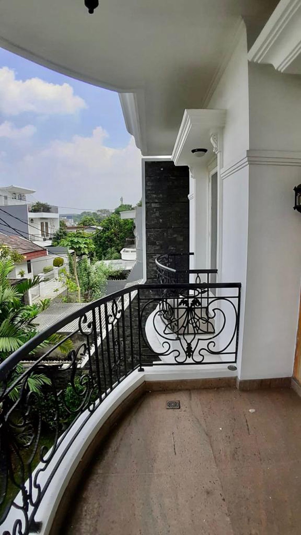 DIJUAL RUMAH JALAN RAWA SIMPRUG JAKARTA SELATAN