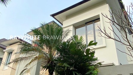 Modern Minimalist Luxurious House Coumpund at Kenanga Terusan