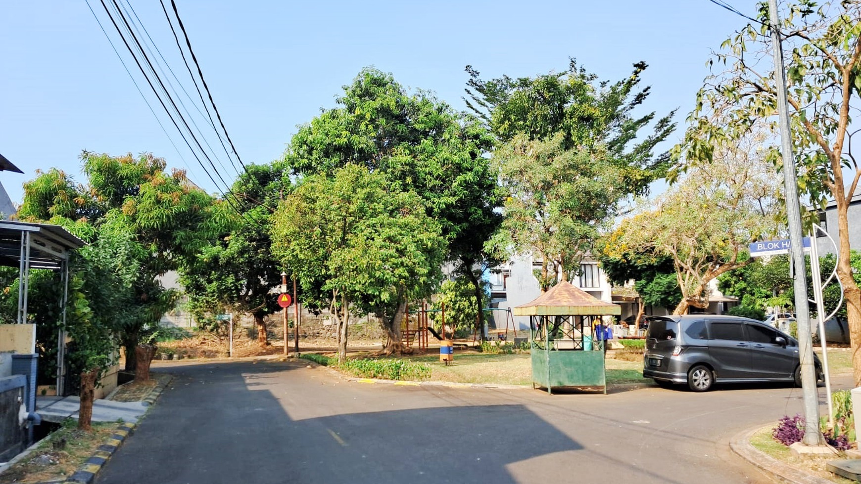 Rumah Bagus Di Melati Loka, Cluster Eldora, Graha Raya Bintaro