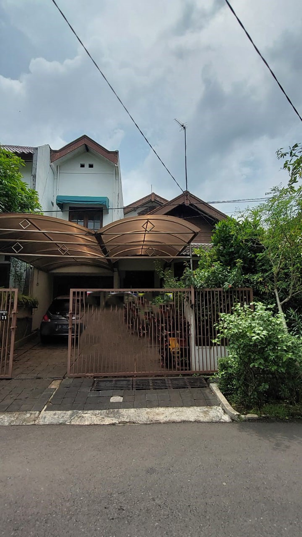 Rumah bagus siap huni di bintaro 