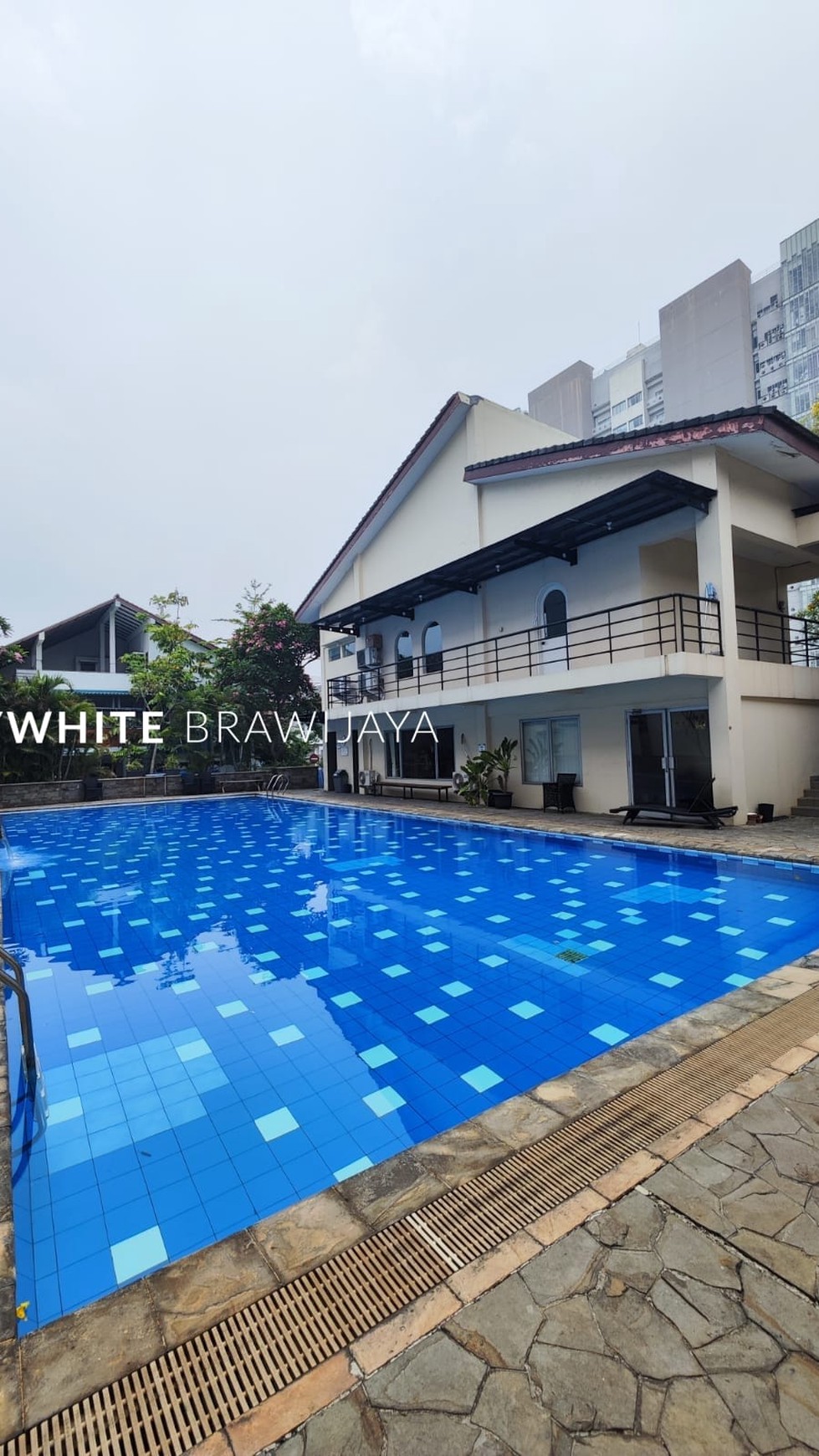 Best Townhouse in Kemang Raya Lokasi Strategis