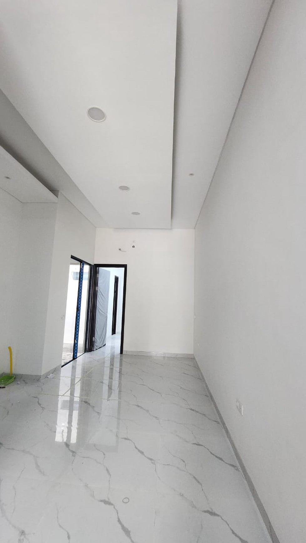 Dijual Rumah Wisata Bukit Mas Surabaya New Hook Split Level Modern Strategis Dekat Pakuwon Mall, PTC, Supermall