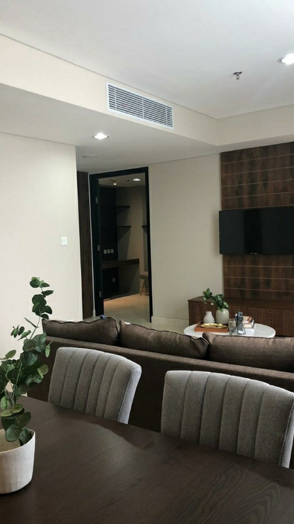 Apartemen Ciputra World 2