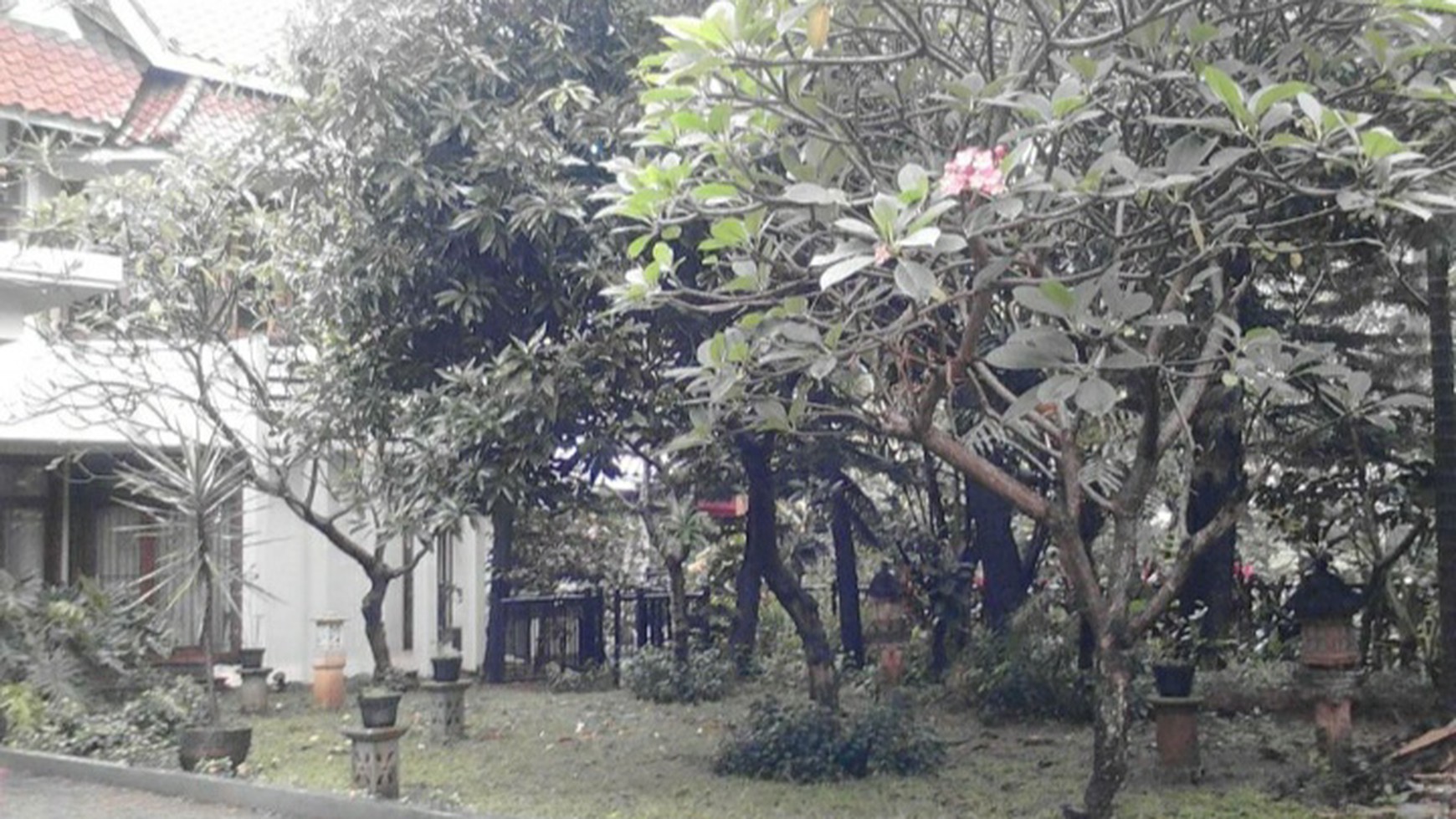 Dijual rumah di Pejaten barat