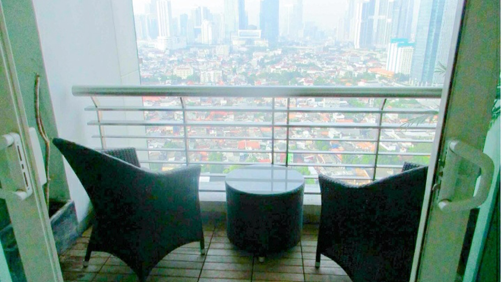 Apartemen The Peak Sudirman