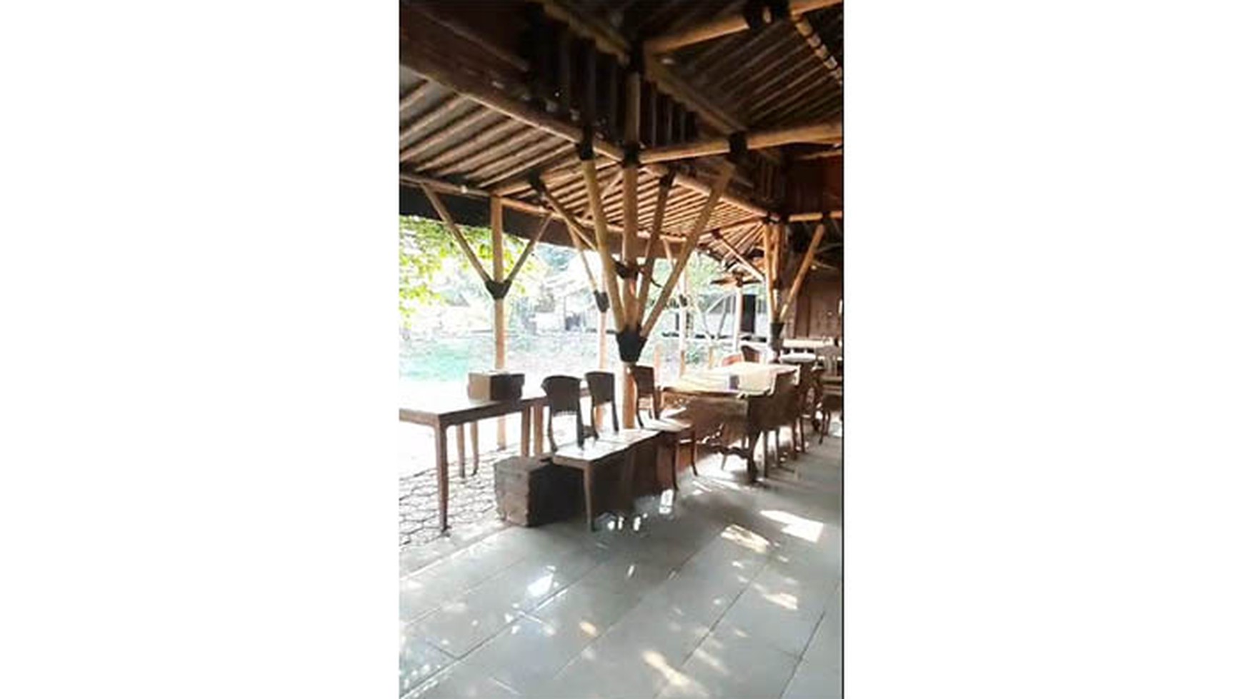 Dijual Saung, Resto & Rumah Tinggal di Jalan Raya Cianjur