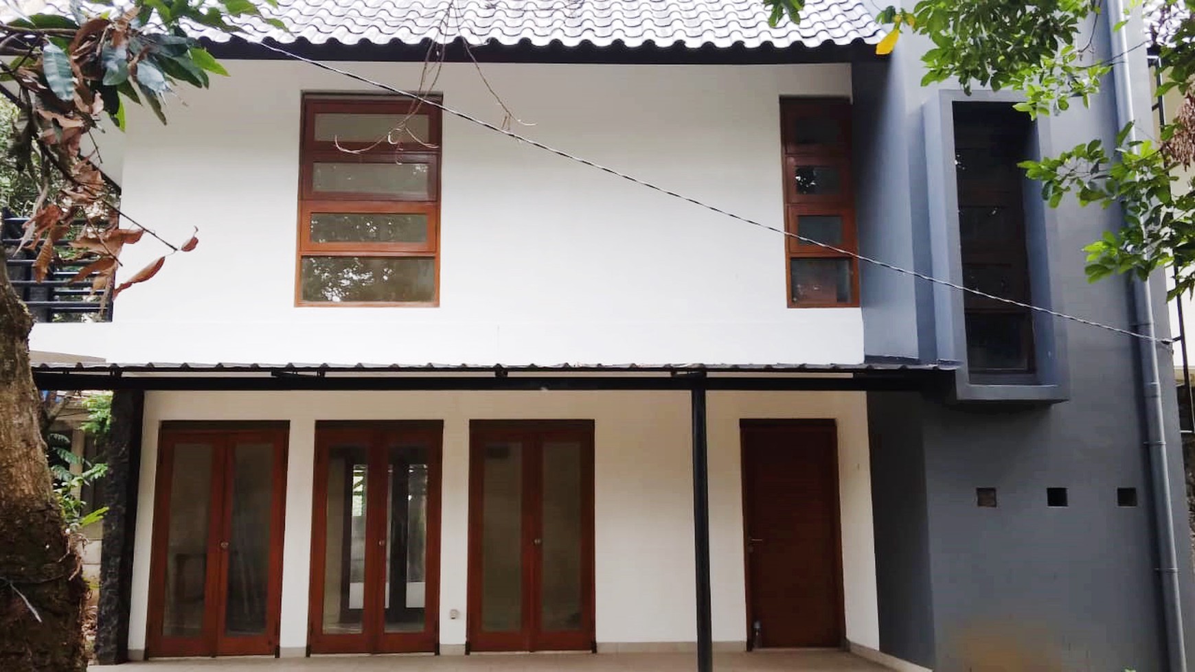 Rumah Bagus Di Jl Kayu Manis Ciputat Tangerang Selatan