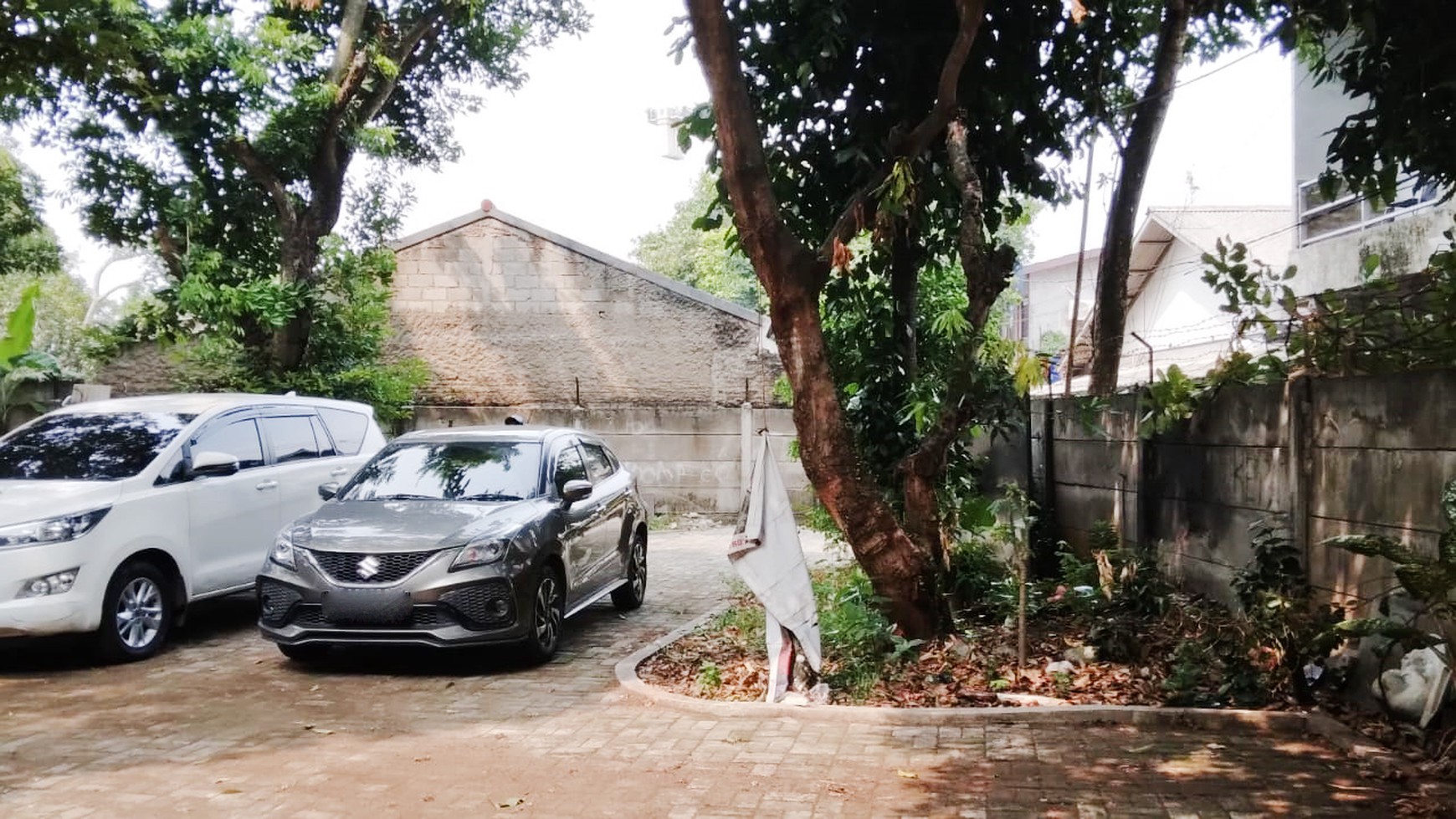 Rumah Bagus Di Jl Kayu Manis Ciputat Tangerang Selatan